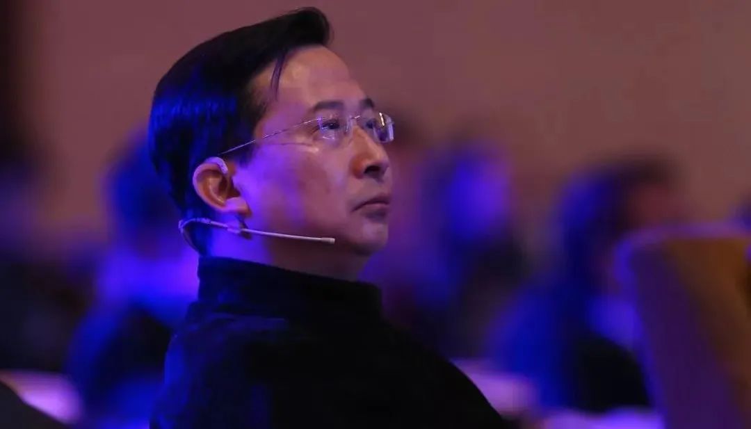 哪几位大牛呢,曹雪涛,耿美玉,李红良,裴钢,饶毅,这五