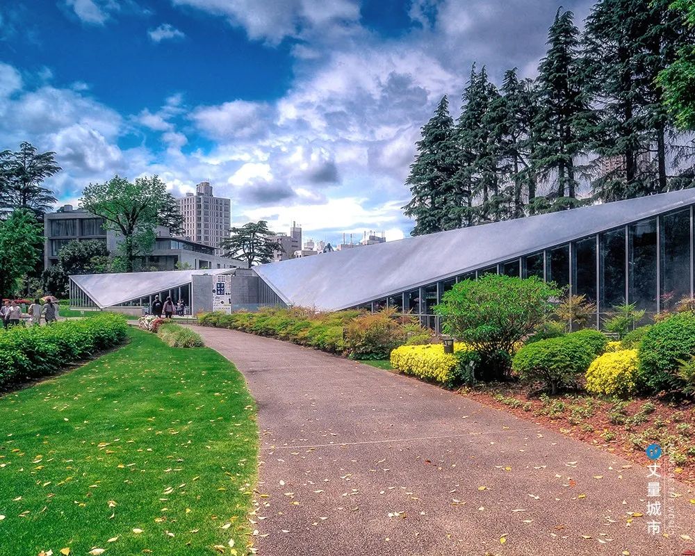 六本木露天广场(roppongi hills arena)